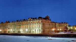 Посетитель Эрмитажа повредил статую императрицы Александры Федоровны