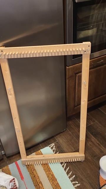 Нашла на мусорке РАМУ для плетения КОВРИКОВ! #ковриксвоимируками #каксделатьковрик #rug #половик смотреть онлайн