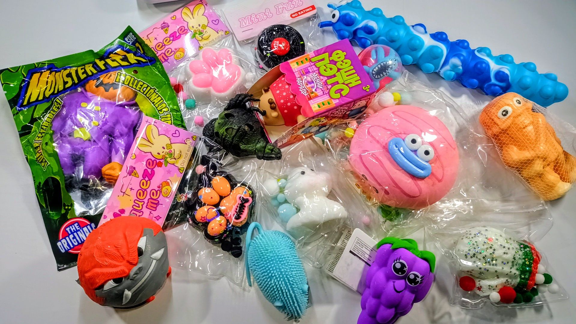 АСМР Сквиши💞приятные звуки для засыпания антистрессов 🥰 Таба лапки Сквиши🥰 смотреть онлайн