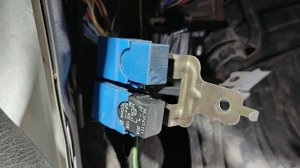 Где находится реле бензонасоса Ниссан Альмера Классик и N16