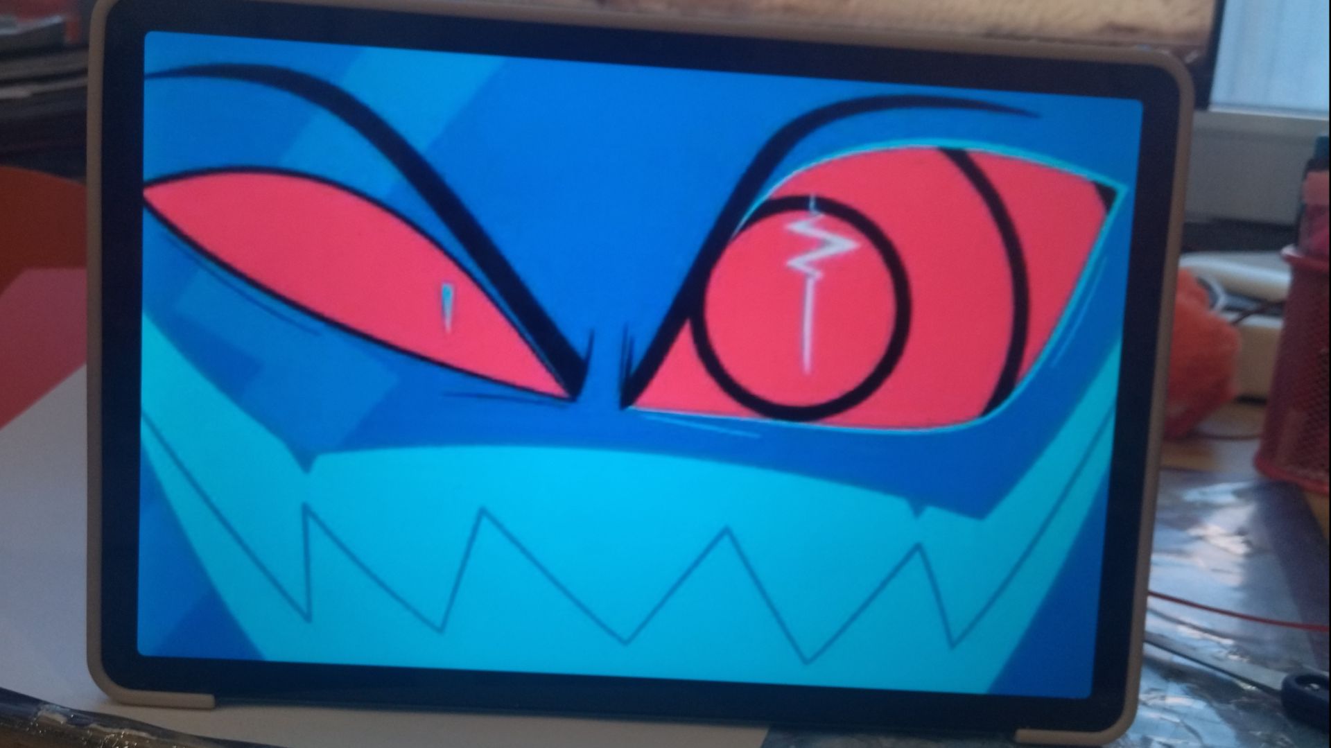 А Я ТО ДУМАЮ, ЧТО ТО ЗНАКОМОЕ... смотреть онлайн