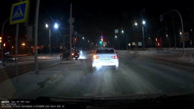 Видеорегистратор iBOX Epic 4K WiFi Dual. пример видео в темное время суток! (3) смотреть онлайн