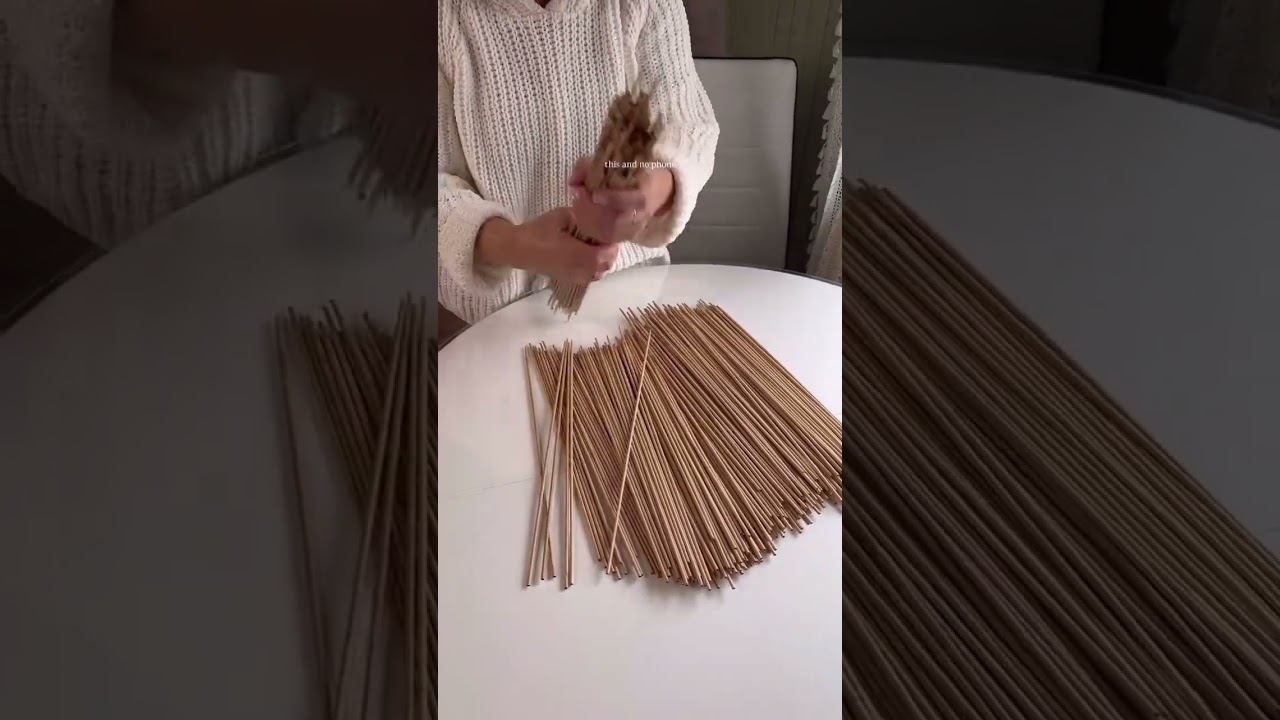 Начните Новый год по-новомуПлести из бумажной лозы сможет каждый! Только начните❤️ смотреть онлайн