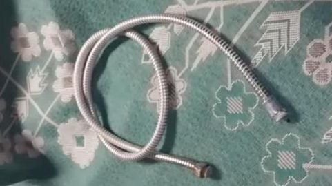 Ремонт шланга лейки смесителя. Замена муфты смотреть онлайн