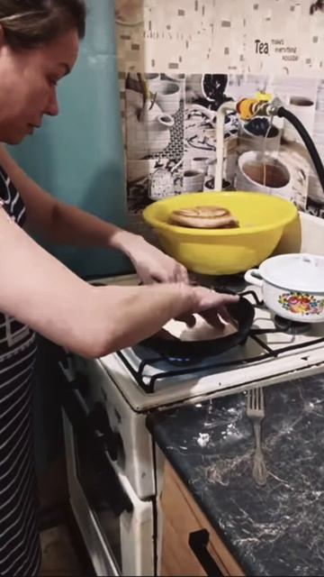 ОНА ОЧЕНЬ СТАРАЕТСЯ ДЛЯ БЕЗУМНОГО ПАШИ! ИРИШКА ЧИКИ ПИКИ ОЧЕНЬ ЛЮБИТ ЕГО смотреть онлайн