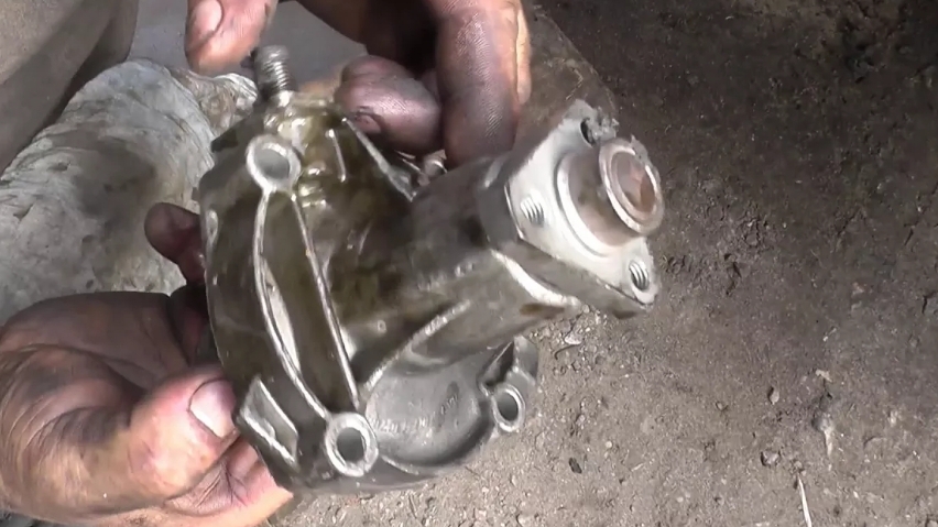 Замена помпы Chevrolet Niva смотреть онлайн