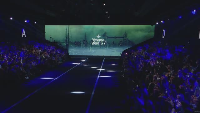 Показ коллекции Vivienne Westwood весна-лето 2025 смотреть онлайн