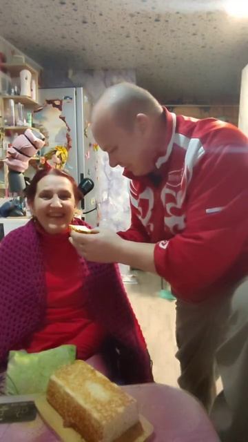 Дегустация запеканки #творожная_запеканка #запеканкатворожная #ммм_запеканочка смотреть онлайн