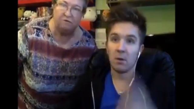 Прислала фото "без ничего" и своей киски. смотреть онлайн