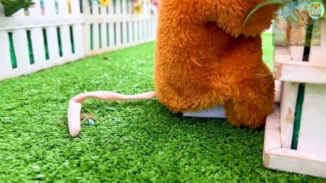 Маленькому хомячку нужно пройти лабиринт, чтобы попасть в кабину пилота! смотреть онлайн