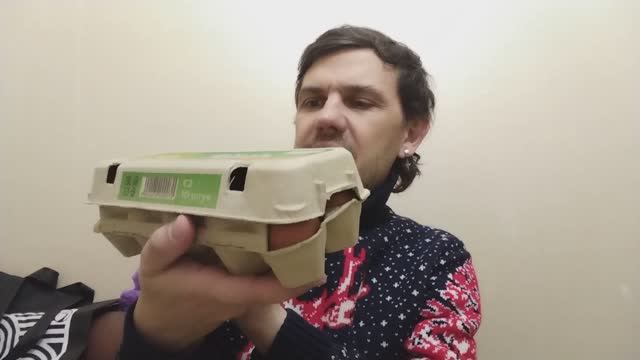 Купил по супер цене куриные яички в Магните 24.01.2026 смотреть онлайн