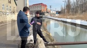 Спасший людей из упавшей в воду машины в Махачкале рассказал о произошедшем