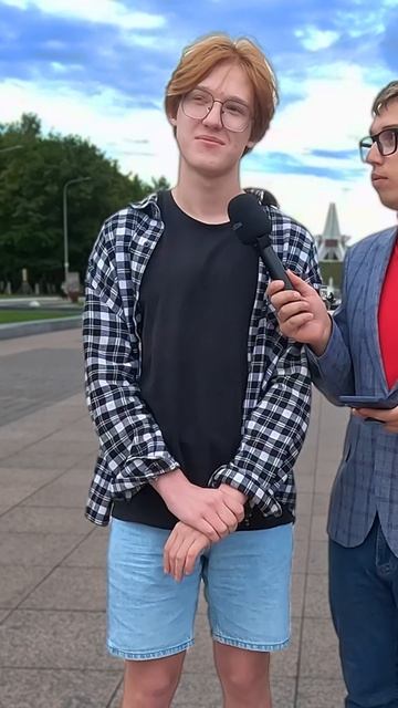 В русском языке есть три слово с окончанием зо: пузо, железо и что еще... смотреть онлайн