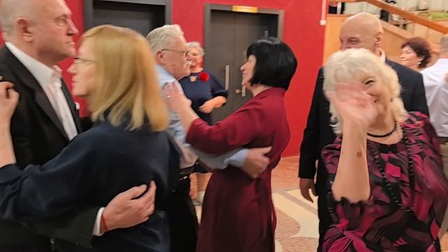 Белая разлучница зима... 25.01.26... смотреть онлайн