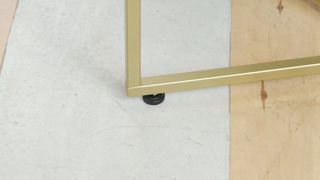 Столик двойной круглый, белый мрамор, золотые ножки смотреть онлайн