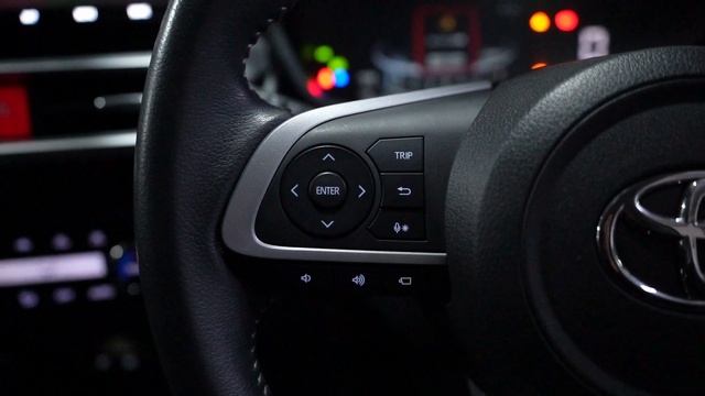 Toyota Raize смотреть онлайн