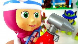 Маша Доктор лечит Щенячий Патруль. МАША и МЕДВЕДЬ - Сборник Мультики для малышей с Игрушками