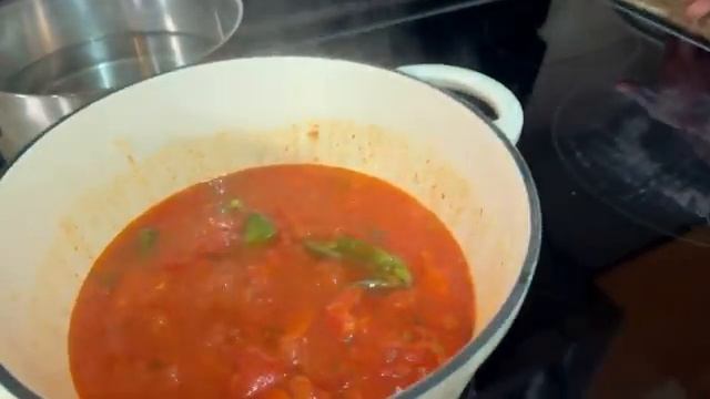 Вкусный ужин на всю семью. Рецепт очень вкусной подливки смотреть онлайн