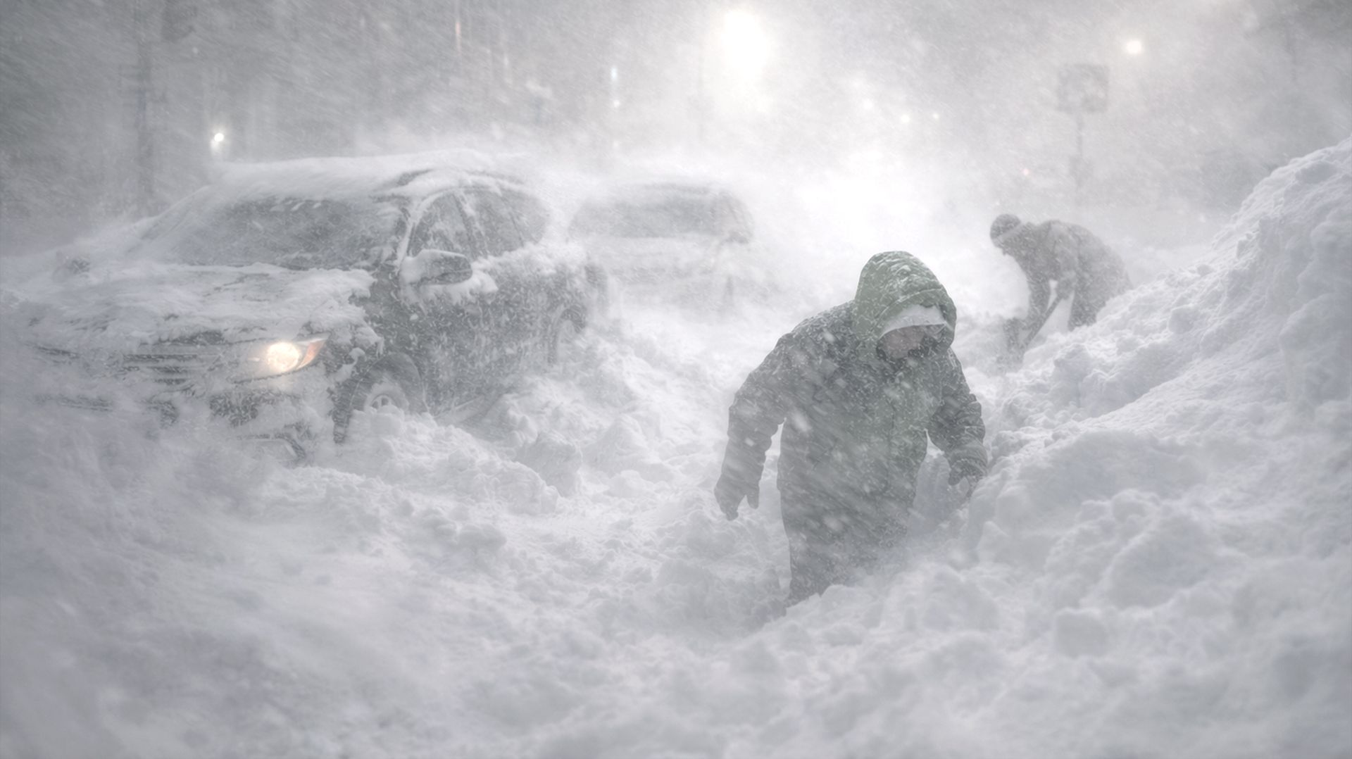 Снежная буря парализовала США: американцы в панике скупают продукты, целые штаты ушли под снег смотреть онлайн