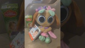 Едим киндер и пьём сок