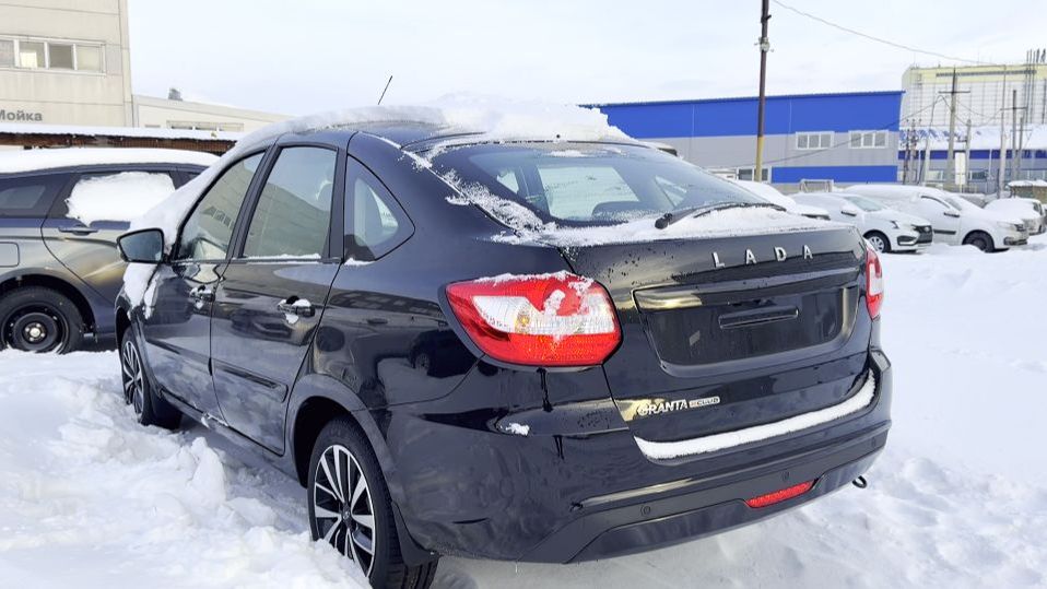 2025 LADA GRANTA CLUB ОБЗОР смотреть онлайн