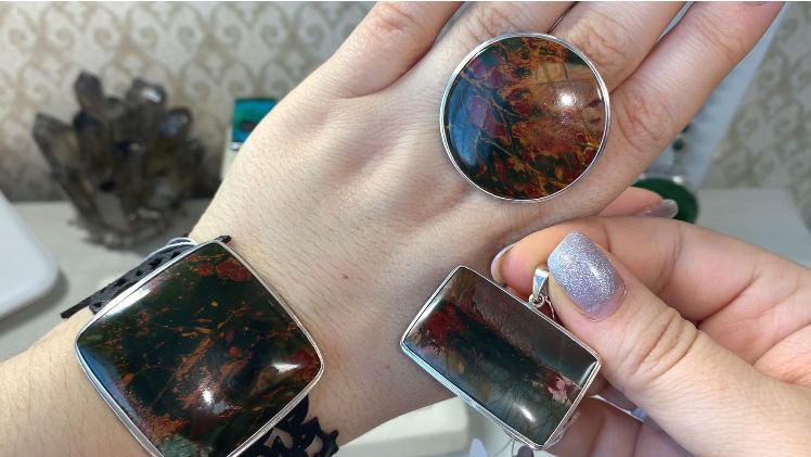 СЕРЕБРО. НОВИНКИ. НАТУРАЛЬНЫЕ МИНЕРАЛЫ. 25.01.2026 МАХ . Telegram +79024906222 смотреть онлайн