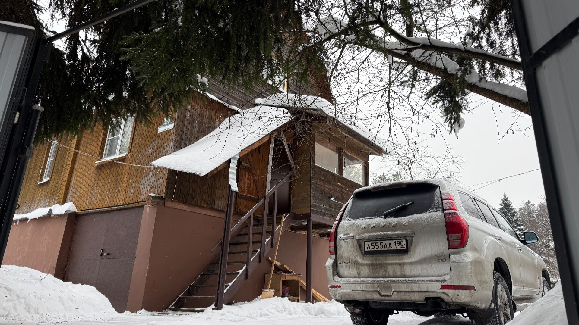 ГОД ЖИВУ НА ДАЧЕ В СНТ / НАСКОЛЬКО ВСЁ ПЛОХО? смотреть онлайн