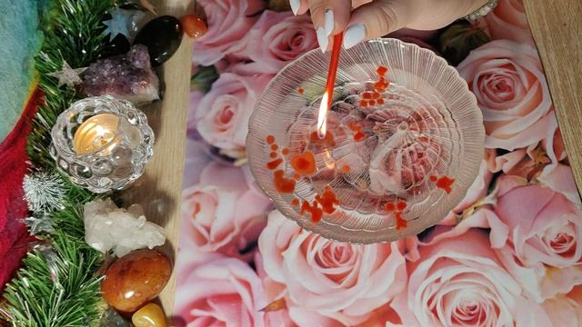 Что с ним происходит 💞 гадание на свече смотреть онлайн