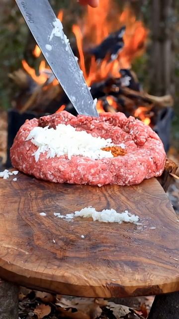 Мега-котлета. Бомба из мяса. смотреть онлайн