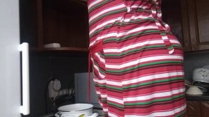 Потихоньку обустраиваемся на новом месте. Приготовила суп, пожарила картошку.