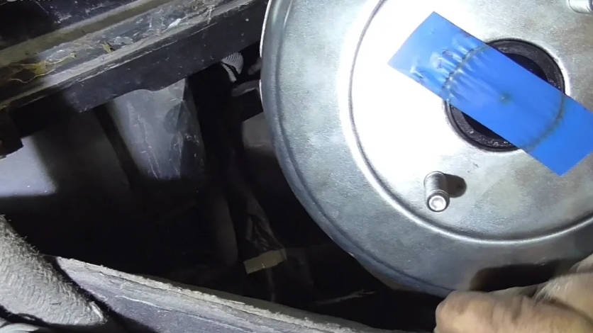 Замена вакуумного усилителя тормозов ВАЗ 2110 смотреть онлайн