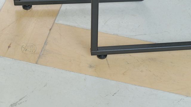 Столик двойной круглый, белый мрамор, чёрные ножки смотреть онлайн