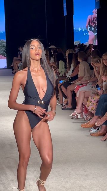 ✨ Unknown Beauty 4K Slo-Mo ｜ CUPSHE ｜ Paraiso Swim Week (Help credit her!) смотреть онлайн