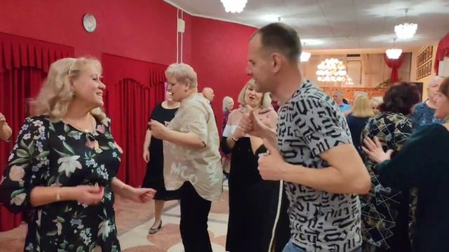 25 января.Ненавижу его.... смотреть онлайн