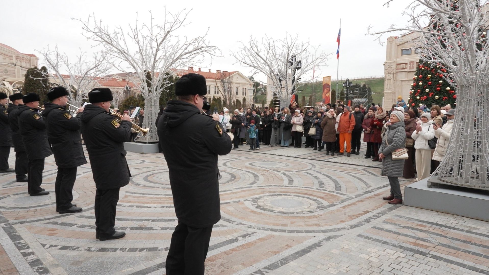 Празднования в «Новом Херсонесе» объединили разные поколения смотреть онлайн