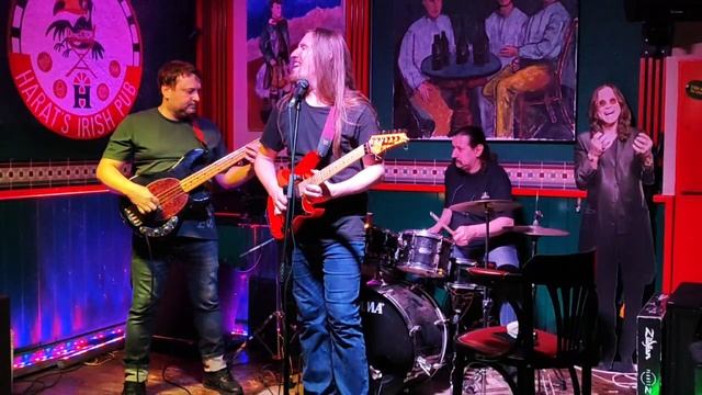 STRAIGHT HANDS - "My Spaceship" смотреть онлайн