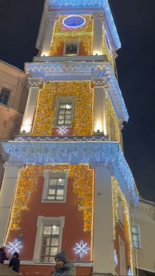 Зимний Питер, Россия #снег #зима #Питер #Россия #елки #прогулкипопитеру #зимавленинграде #Ленинград смотреть онлайн