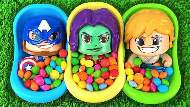 МУЛЬТИКИ ДЛЯ ДЕТЕЙ И МАЛЫШЕЙ. ЯРКИЕ СЛАЙМЫ В ВАННОЧКАХ смотреть онлайн