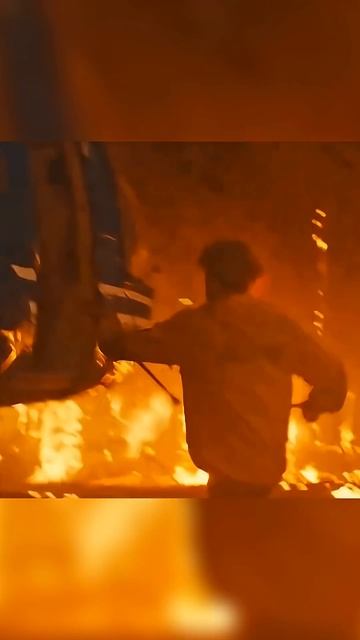 Я увидел что пожар направлялся на деревню смотреть онлайн