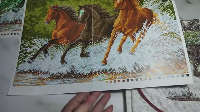 Вышивка. Смена цвета нити при вязании крючком. смотреть онлайн