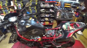 143. Kawasaki Z900. Проблемы с зарядкой. Ноябрь 2025.