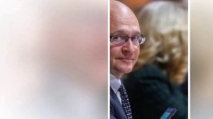 Дурень гос-думой богатеет...