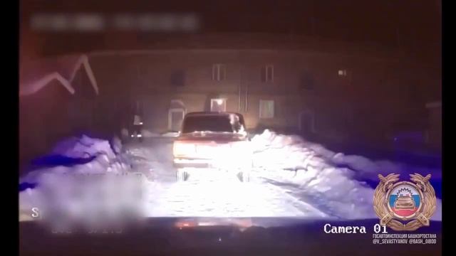 В Башкирии подросток без прав попытался скрыться от экипажа ДПС смотреть онлайн