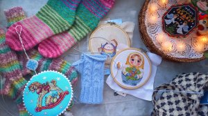 ВЯЗАЛЬНО-ВЫШИВАЛЬНЫЙ ВЛОГ 2/26🧶ЧЕМ ОФОРМИТЬ МАТРЕШКУ?🧶ПРОДВИЖЕНИЯ🧶