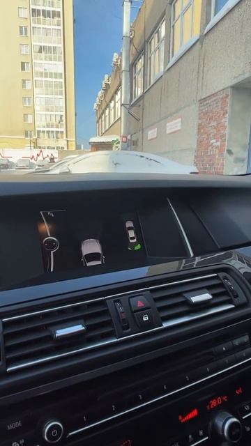 Обзор на BMW 5 серия Седан 520i 2.0 AT 2013г смотреть онлайн