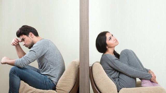 Валерий Плесеинов - Чужие с тобой смотреть онлайн