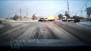 В Сургуте «Газель» влетела в скорую