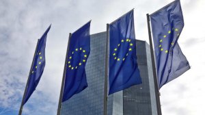 Могут раздеть любого: дипфейк-порно стало реальной угрозой современного человека