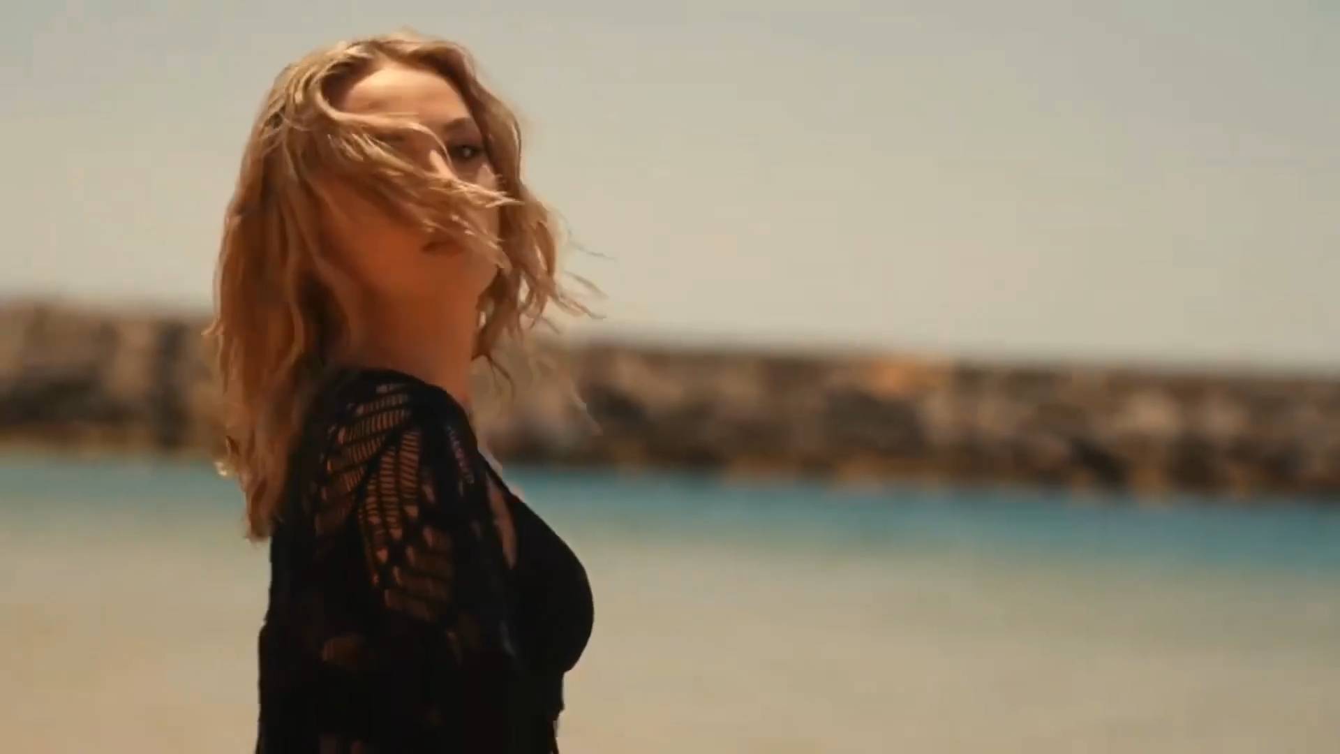 Русские Хиты Ремиксы 2025-26 смотреть онлайн