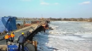 Айсберги, ледоходы, ледоколы.